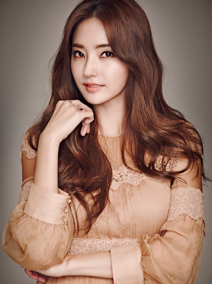 Búp bê xứ Hàn Han Chae Young có hôn nhân viên mãn bậc nhất Kbiz » Báo Phụ Nữ Việt Nam